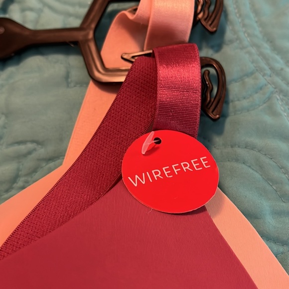 NWT STRM LINE 2 Pack Full Figure Wire Free bras 40C - Picture 5 of 6